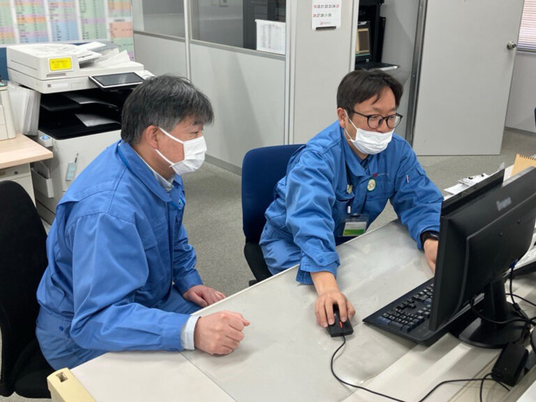 情報システム部　正社員募集